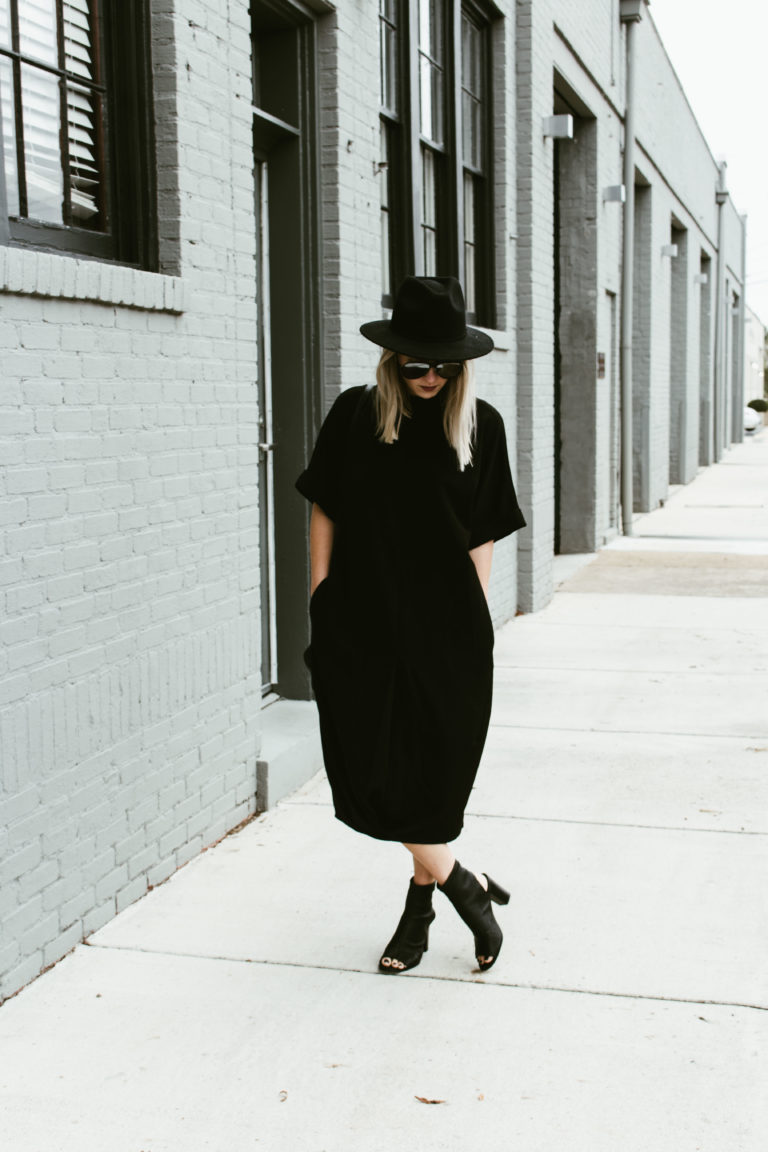 what to wear under black cap and gown